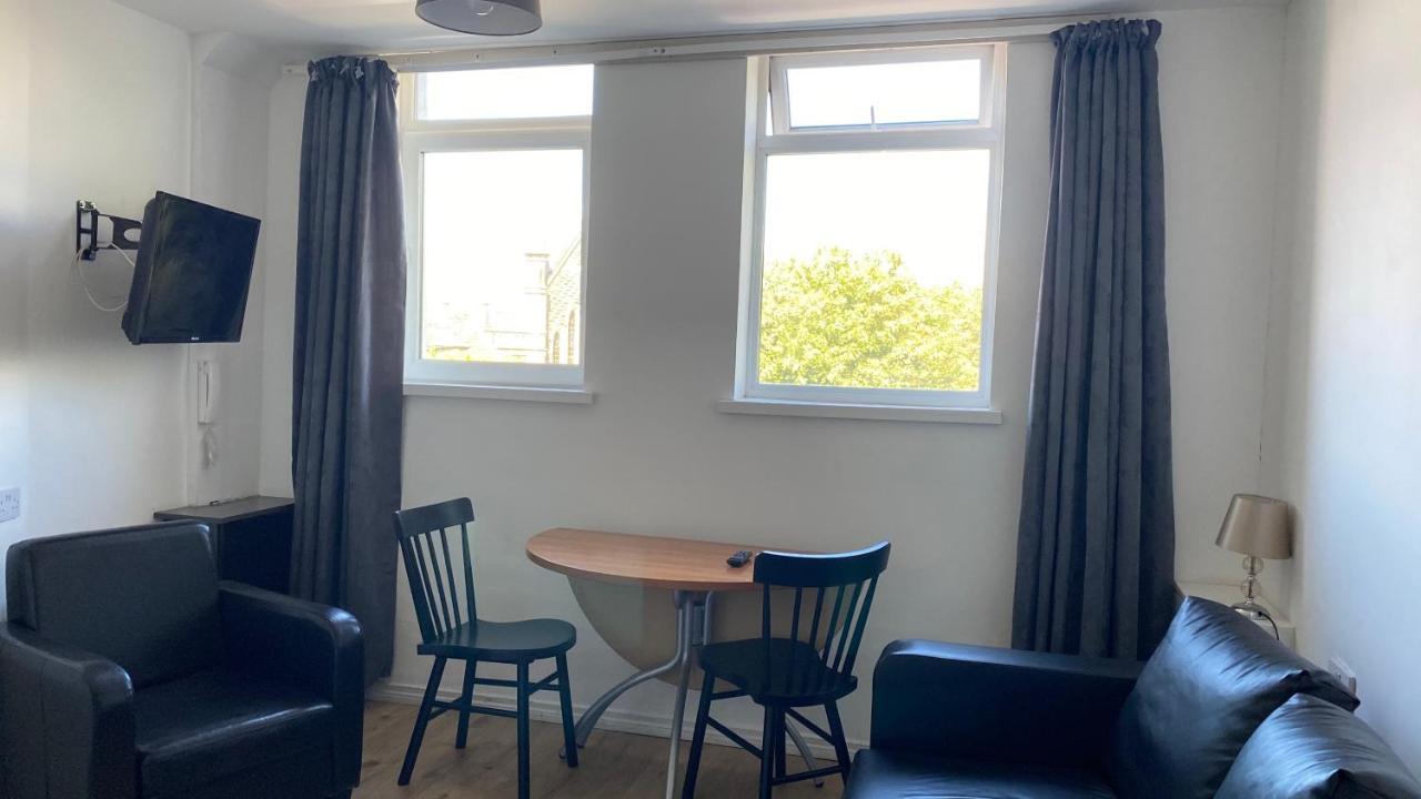 Welly Self-Catering Appartamento Belfast Esterno foto